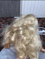 Caroline with frizzy hair